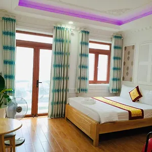 Amor Hotel Отель Хошимин